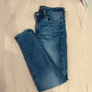 American Eagle Hi Rise Jegging 6 short